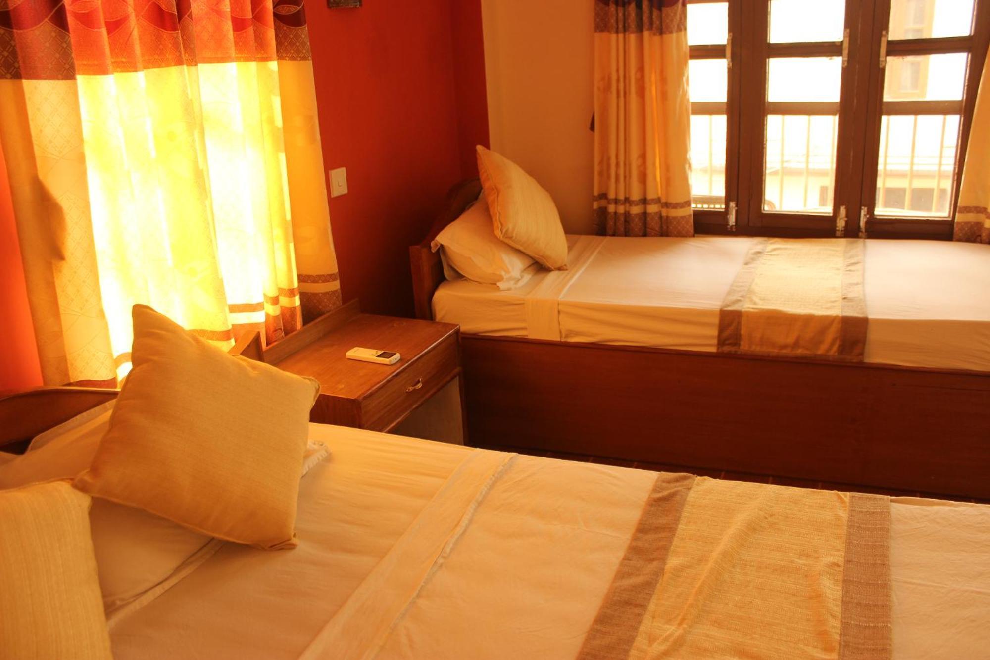 Jungle Wildlife Camp Hotel Sauraha Szoba fotó
